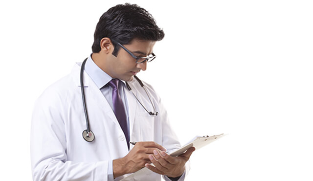 بیمه وقفه در فعالیت پزشکان و پیراپزشکان