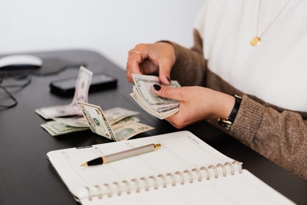 کسب درآمد از ازکی سلر
