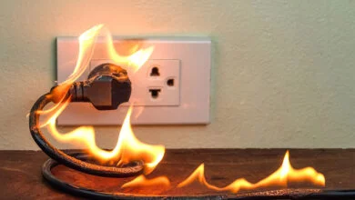 خسارت نوسان برق